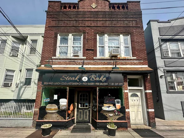 599 Kennedy Blvd, Bayonne, NJ 07002