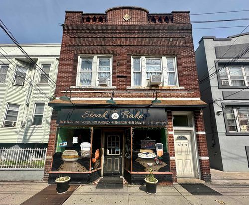 599 Kennedy Blvd, Bayonne, NJ 07002