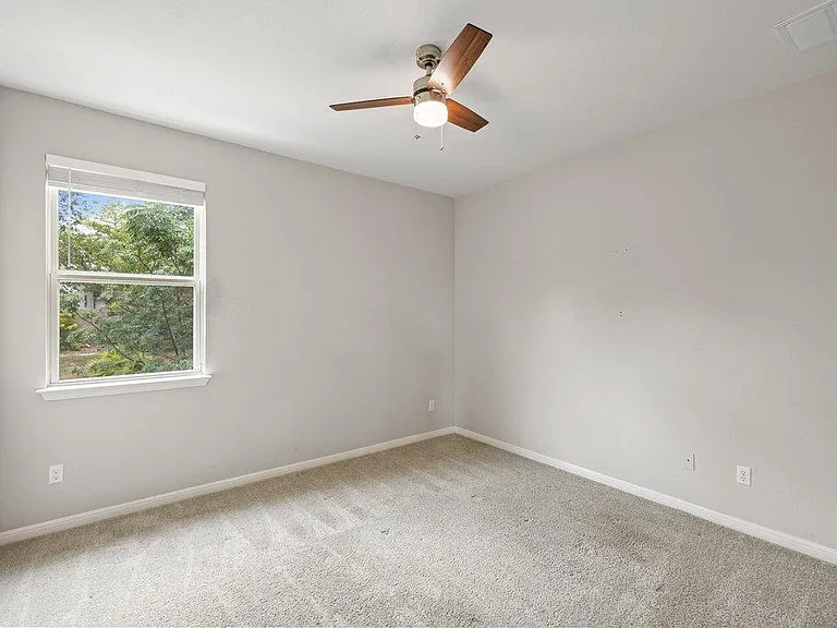 8305 Nicola Trl — Photo 29