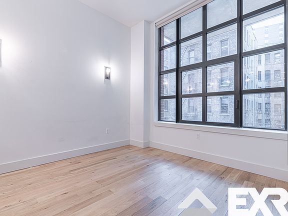 3rd image of 41-21 28th St #2MM