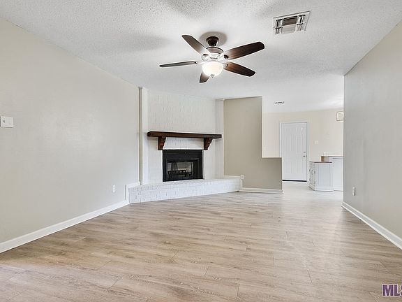 5th image of 2009 Cartier Dr