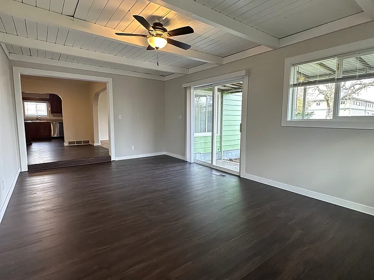 1740 Oxford St SE #9 — Photo 13