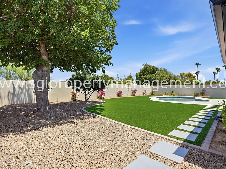 5040 E Columbine Dr — Photo 40
