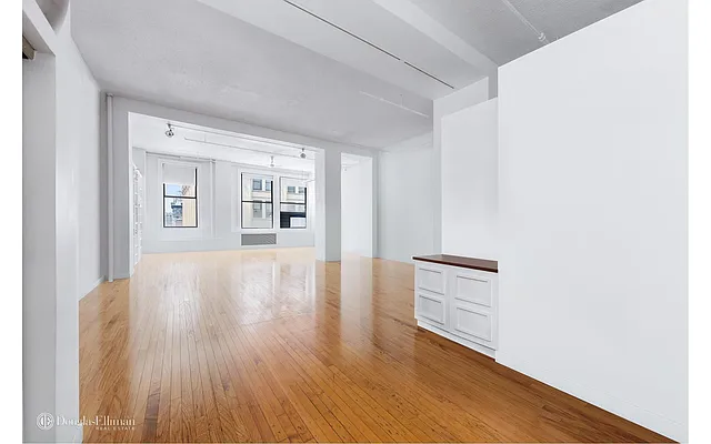 Sold by Douglas Elliman | media 4