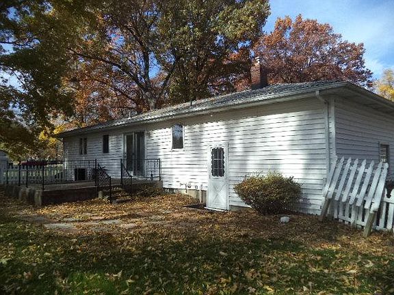 2nd image of 3775 Edinburgh Dr