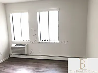 Rented by Bouklis Group