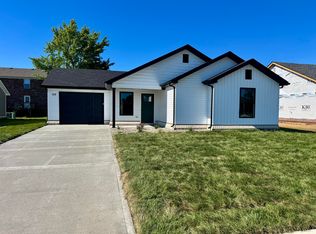 110 Bow Bridge Dr, Berea, KY 40403