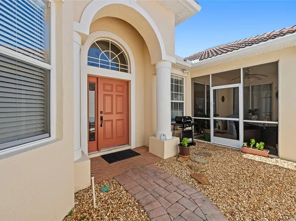 7708 32nd St E, Sarasota, FL 34243