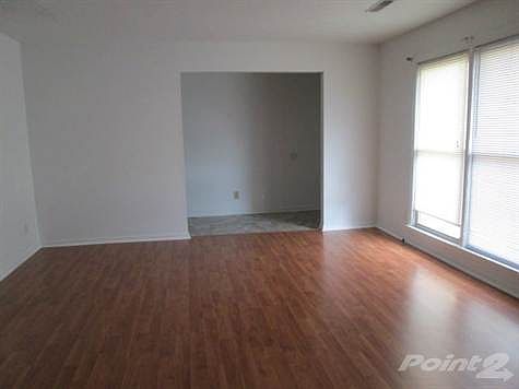 142 Tall Pines 007