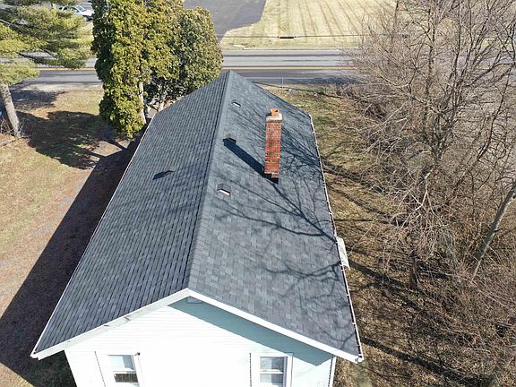 4th image of 1711 S Burlington Dr