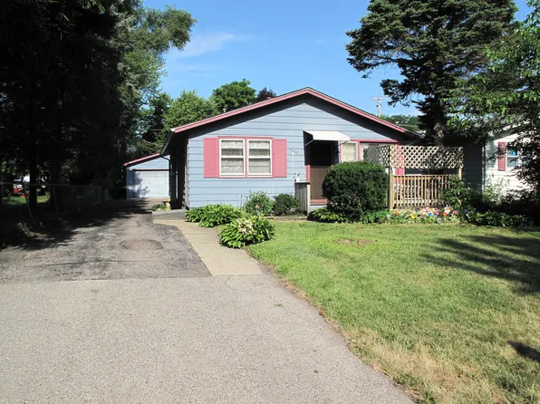 1408 North Ave, Round Lake Beach, IL 60073