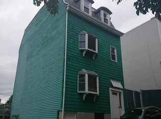 8 Wood St, Charlestown, MA 02129