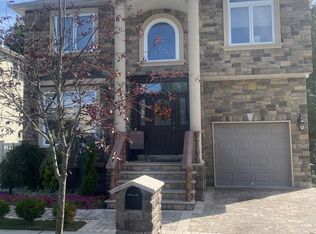 47 Brookside Loop, Staten Island, NY 10309
