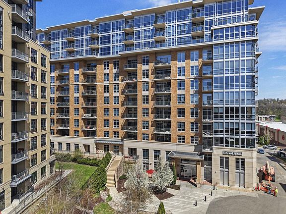4th image of 625 North Segoe Road #1004