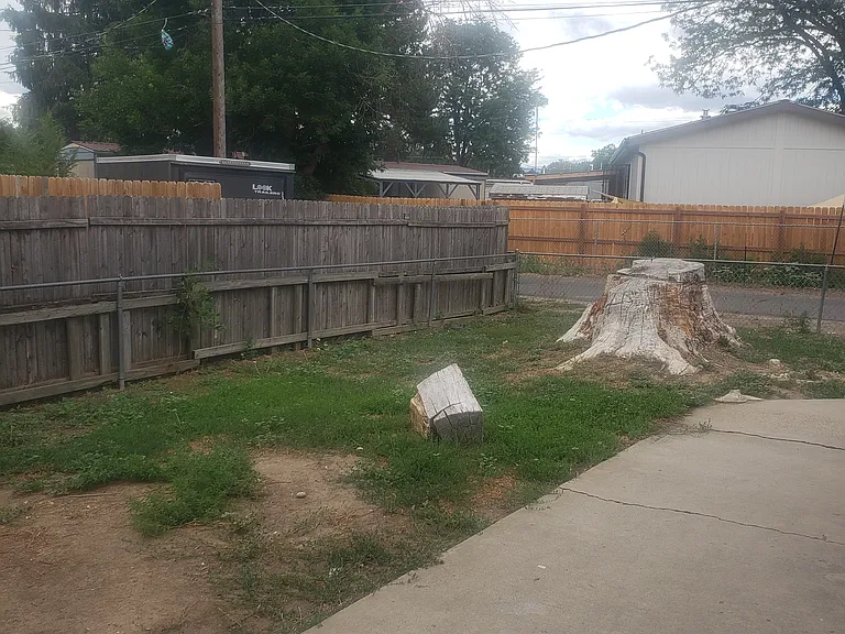 1345 Emery St — Photo 17