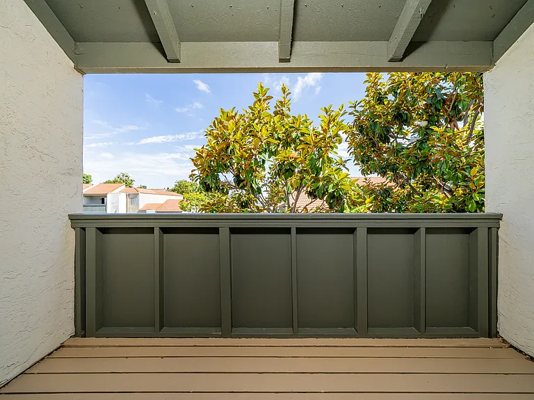 Hidden Hills — Photo 42