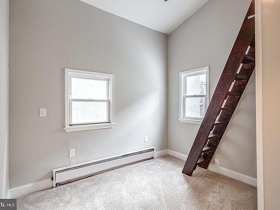 5th image of 1622 South St #2R