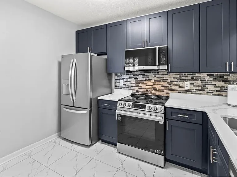 9516 Newdale Way #202 — Photo 11