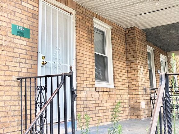 2nd image of 1152 E Stafford St