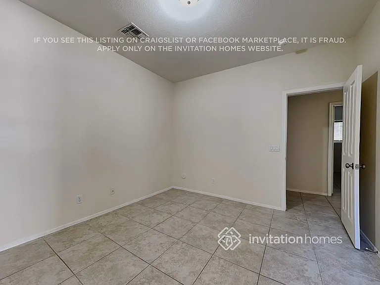 16037 W Banff Ln — Photo 21