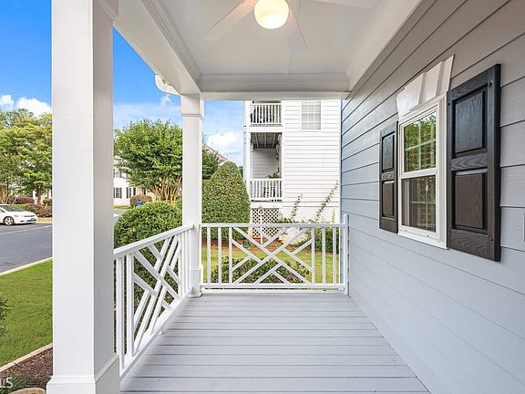 2nd image of 233 Christina Ct