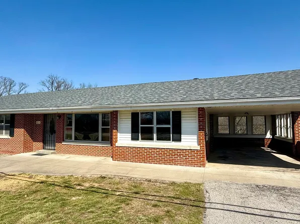 5214 Henwick Ln, Jefferson City, MO 65109