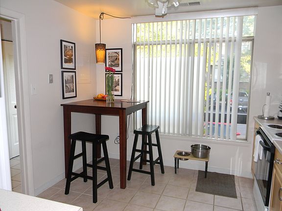 2nd image of 610 15th St S #2