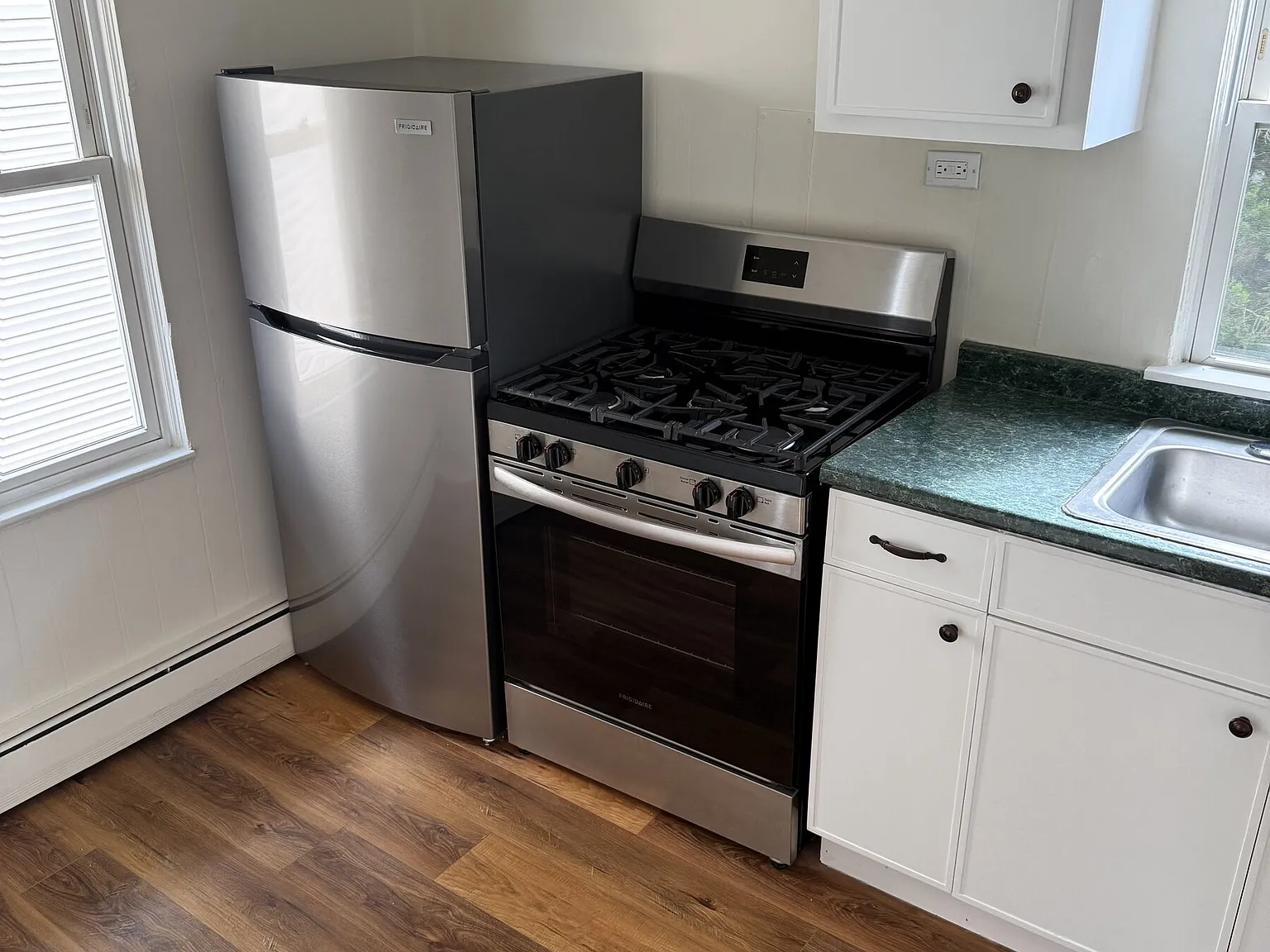 1 bed, 550 sqft, $2,000 — Photo 4