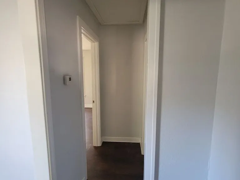 918 Preston St — Photo 12