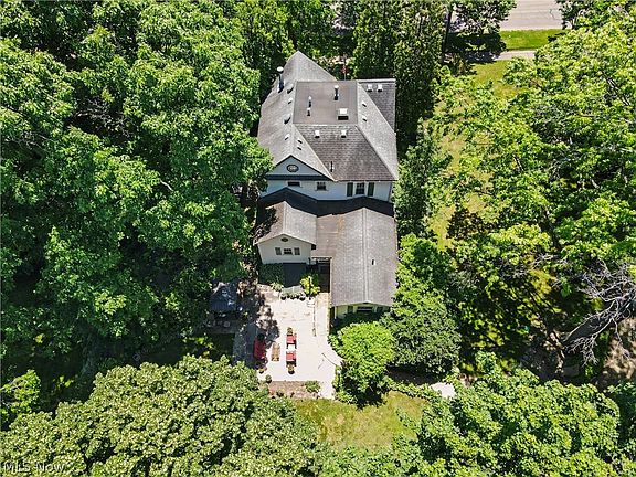 4th image of 543 Fouse Ave