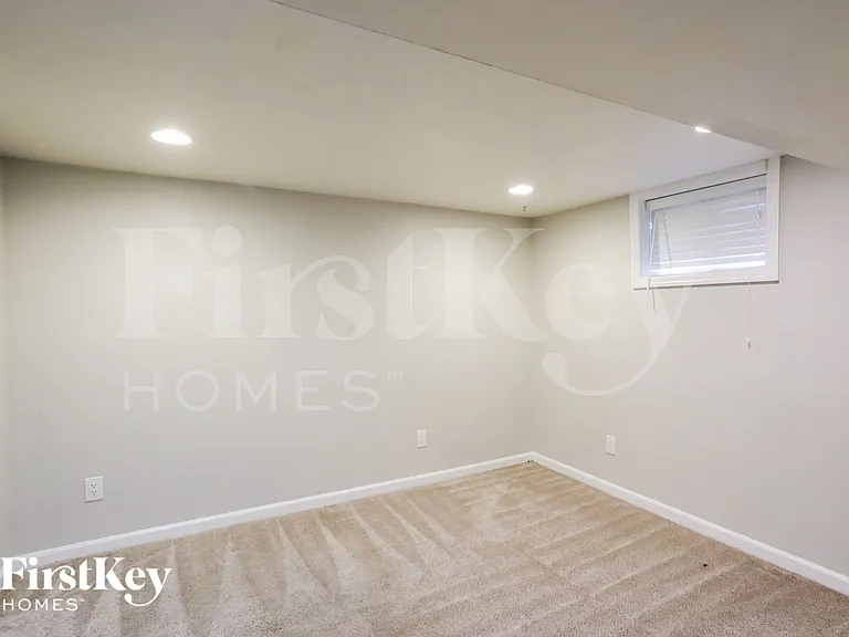 5126 S Delaware Ave — Photo 13