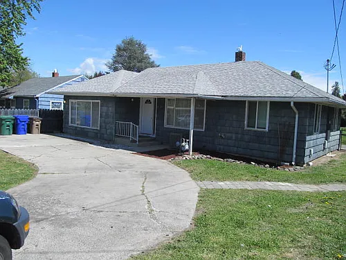 3205 7th St Photo 1