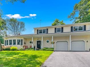3 Brittany Rd, Succasunna, NJ 07876
