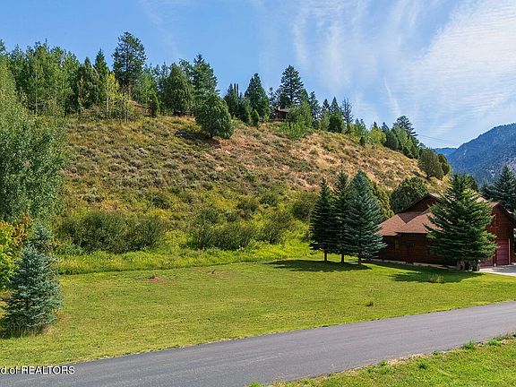 4th image of LOT 16 Meadow Ridge Rd