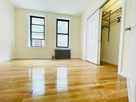 4th image of 31-20 33rd St #1F