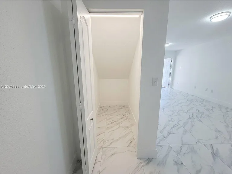 1270 W 42nd St #A103 — Photo 7