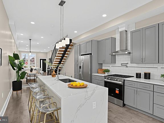 5th image of 1433 S 8th St