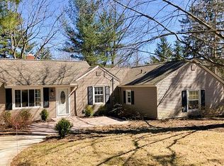 3965 Ellendale Rd, Moreland Hills, OH 44022