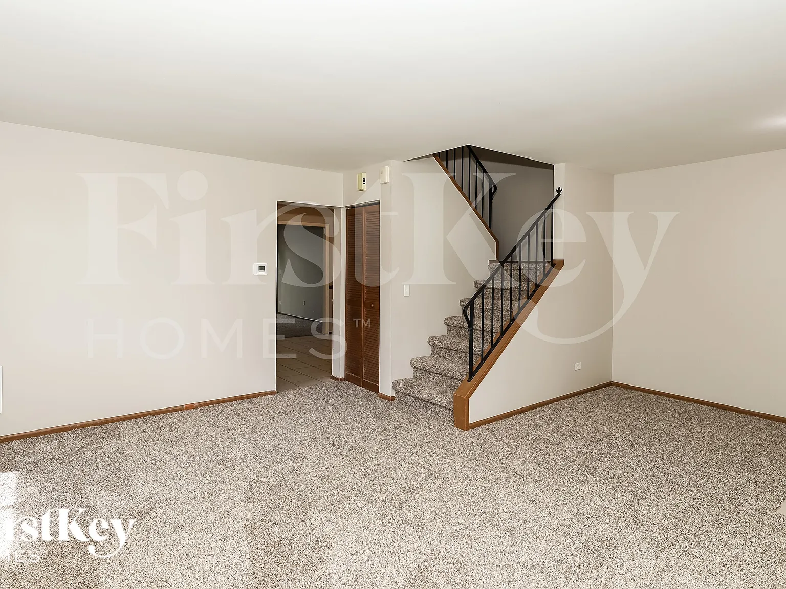 3 bed, 1.5 bath, 1620 sqft, $2,470 — Photo 3