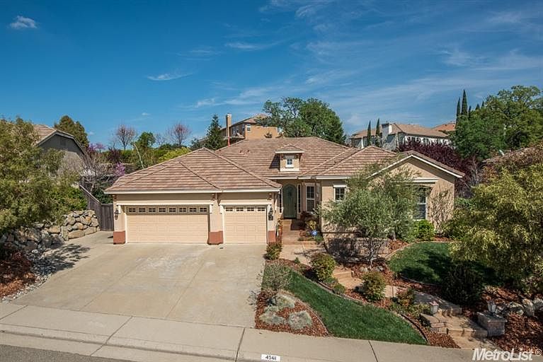 1st image of 4561 Longview Dr