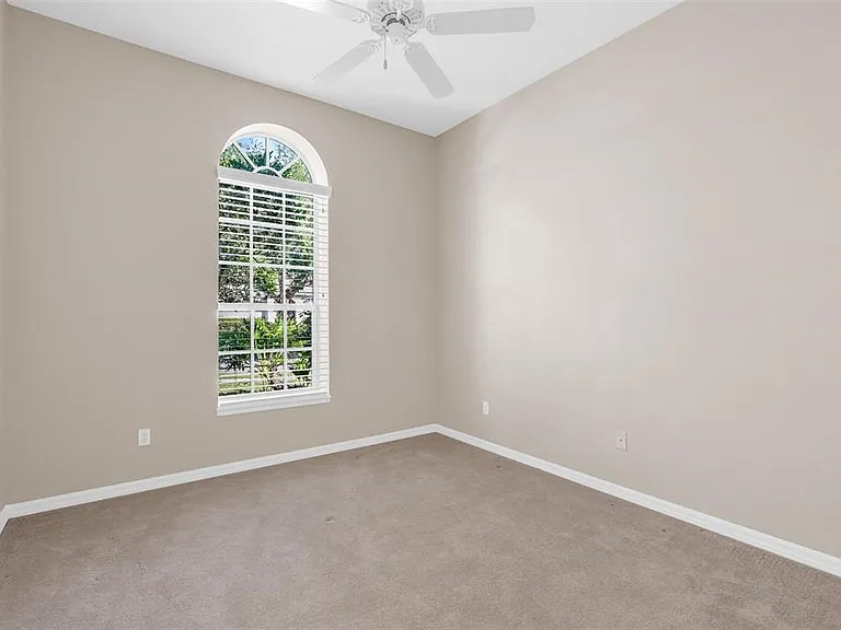 3865 Winding Lake Cir — Photo 19