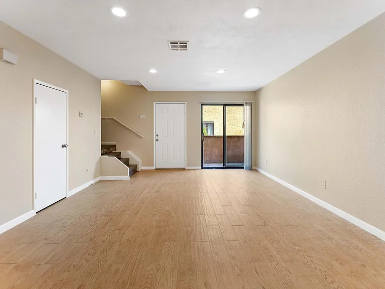 1729 W Avenue J15 #6 — Photo 5