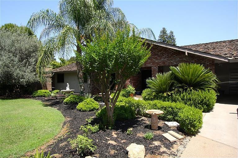 1st image of 5243 E Orleans Ave