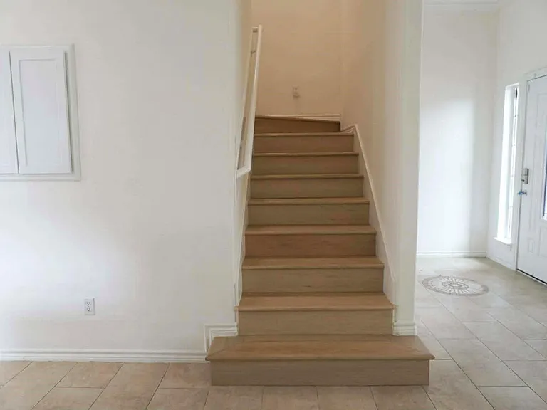 7916 Comal St — Photo 10