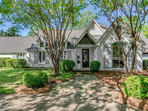 808 Hunter Bay, Brandon, MS 39047