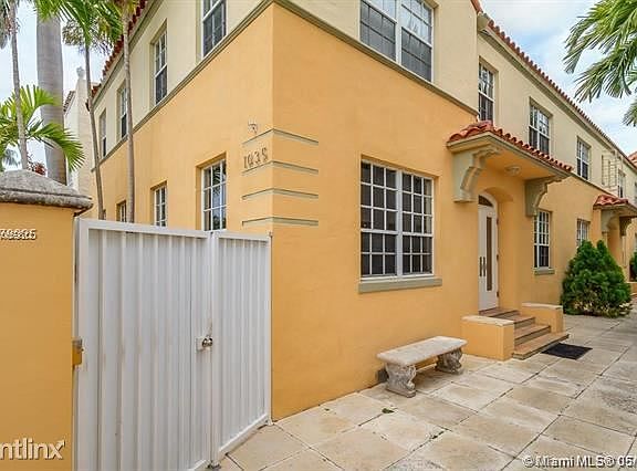 4th image of 1035 Pennsylvania Ave APT 8
