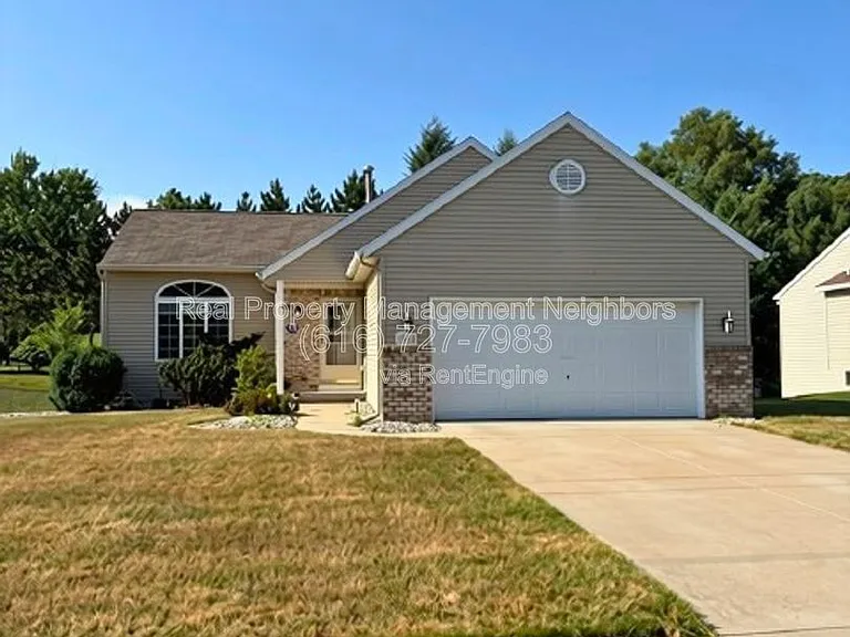 1636 Northbend Dr NE — Photo 17
