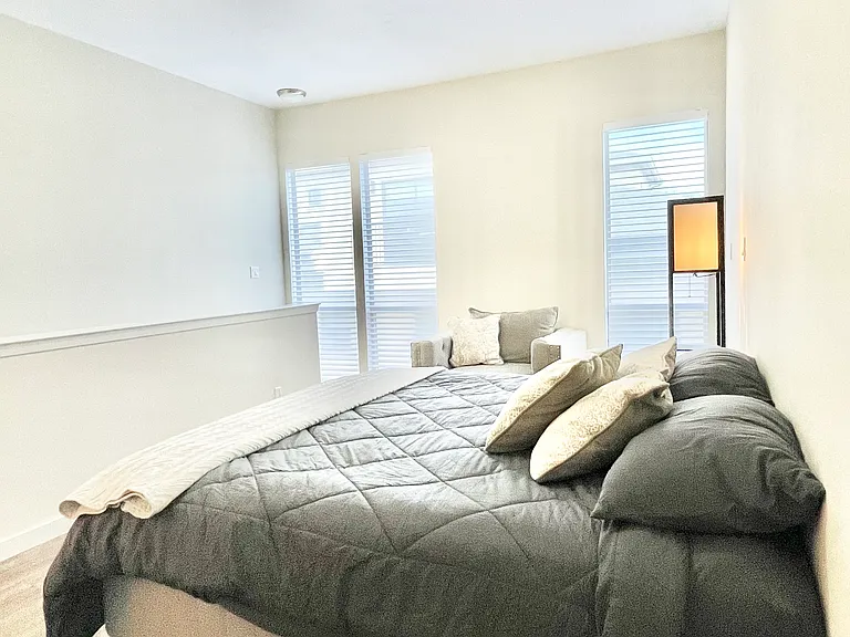 3907 Throckmorton St #4 — Photo 6
