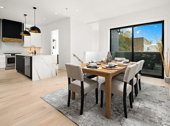 4th image of 1767 W Rosehill Dr #102