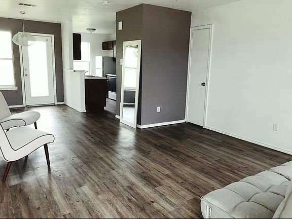 5th image of 5904 Greengate Dr